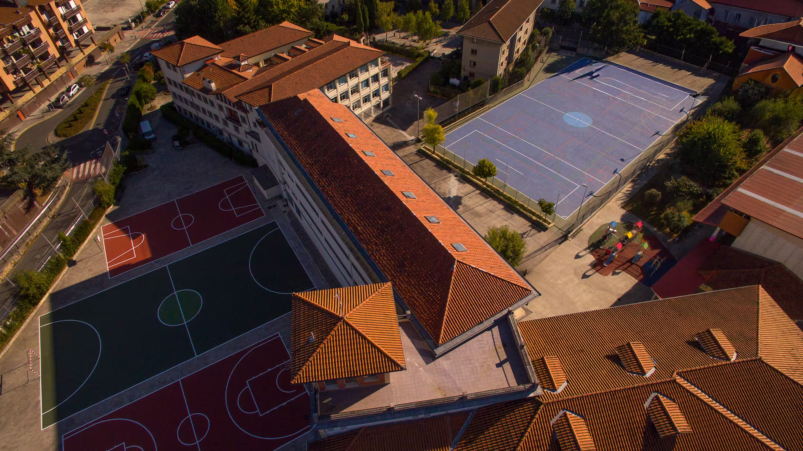 Karmengo Ama Ikastetxea centro